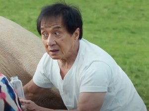 Jackie Chan Akui Salah Pola Asuh, Terlalu Keras ke Anak