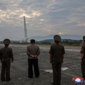Kim Jong Un Tantrum! Korut Tembak Rudal, Tembus 1.000 Km-Tahan 5 Detik