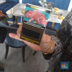 Waspada! Fenomena Konsumen 'Turun Kelas', Ngerokok Pun Barang Ilegal