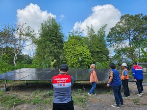 Melihat Pengelolaan Energi Surya di Desa Semambu dan Manfaatnya