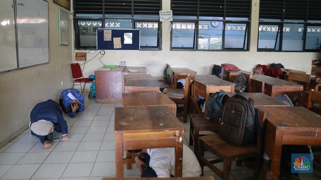 Wilayah RI Dihantam Gempa Bertubi-tubi, BMKG Ungkap Faktanya