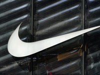 Kebijakan Gila Trump Terus Makan Korban Baru, Nike Cs Terancam Merana