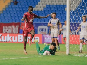Babak I PSIS Vs PSM: Skor 1-1, 2 Gol Juku Eja Dianulir