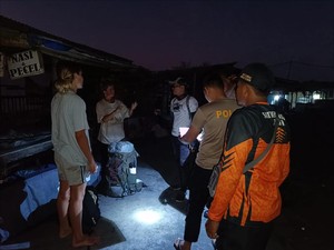 Menepi di Kulon Progo, 2 Wanita Australia Ngaku Seminggu Berlayar dari Lombok