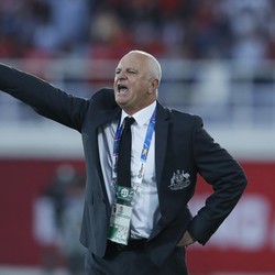 Pelatih Australia Mundur Usai Dipermalukan Indonesia dan Bahrain