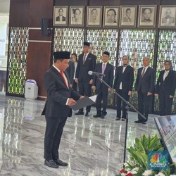 Sah! Bahlil Resmi Angkat Tri Winarno Jadi Dirjen Minerba yang Baru