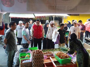 Pj Walkot Parepare Abdul Hayat Tinjau Pasar Lakessi, Temukan Harga Telur Naik