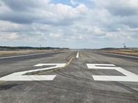 Berangkat ke IKN, Jokowi Jajal Landing Perdana di Bandara Nusantara