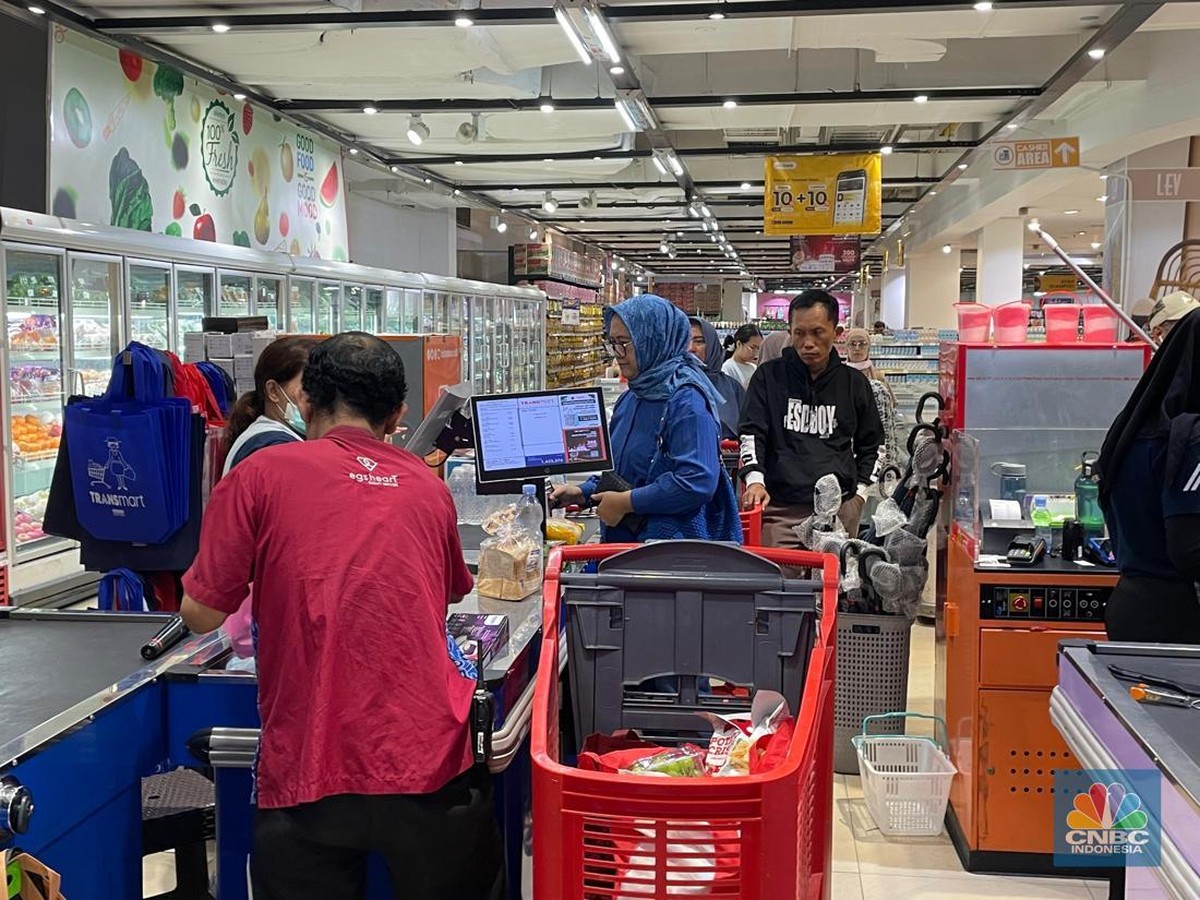 Transmart Cilandak Berikan Diskon hingga 90% untuk Semua Barang Keluarga