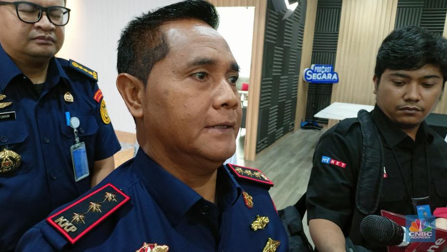 Direktur Jenderal Pengawasan Sumber Daya Kelautan dan Perikanan (PSDKP) KKP, Pung Nugroho Saksono (Ipunk) di Kantor KKP, Senin (23/9/2024). (²©²ÊÍøÕ¾/Ferry Sandi)