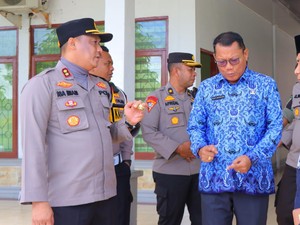 Kapolres Rohil Pantau Pencabutan Nomor Undian Paslon Pilkada: Semua Kondusif