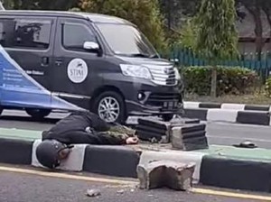Laka Tunggal, Pemotor Tergeletak di Median Jalan Jogja-Solo Klaten
