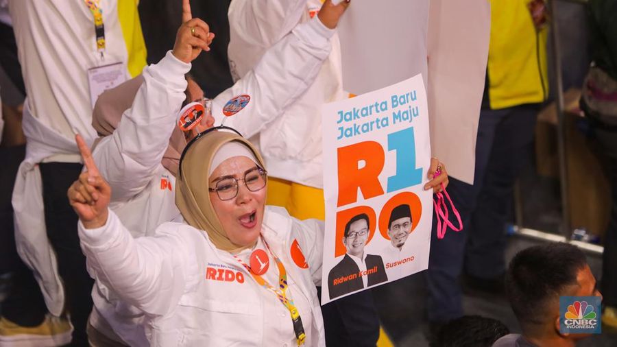 Komisi Pemilihan Umum Provinsi Daerah Khusus Ibu Kota Jakarta menggelar Rapat Pleno Terbuka Pengundian dan Penetapan Nomor Urut Pasangan Calon Peserta Pemilihan Gubernur dan Wakil Gubernur DKI Jakarta Tahun 2024 di kantor KPUD Provinsi DKI Jakarta, Senin (23/9/2024).