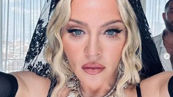 Video: Madonna Kritik Pemerintahan Donald Trump