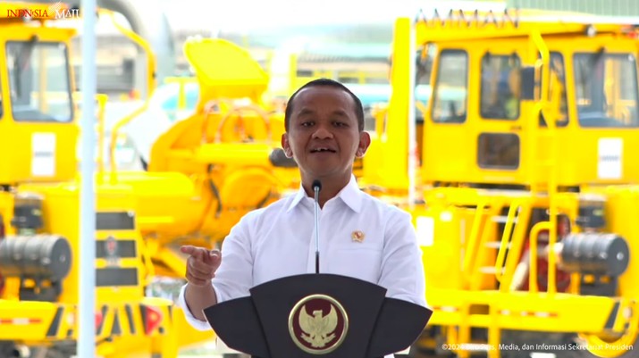 Menteri ESDM, Bahlil Lahadalia saat memberikan sambutan dalam peresmian Smelter PT. Amman Mineral Internasional Tbk, Sumbawa Barat, Senin (23/9/2024). (Tangkapan Layar Youtube Sekretariat Presiden)