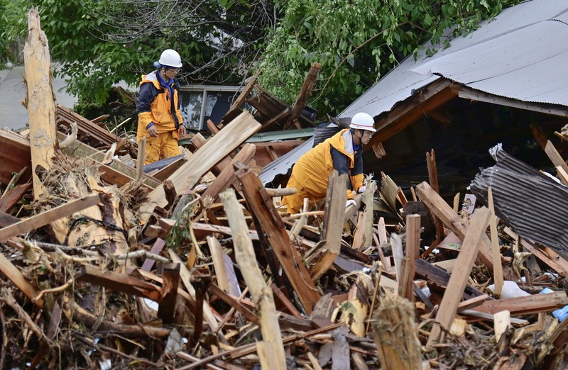 Puing-puing akibat banjir yang disebabkan oleh hujan deras terlihat di Wajima, Prefektur Ishikawa, Jepang, 22 September 2024, dalam foto yang diambil oleh Kyodo. (Mandatory credit Kyodo/via REUTERS)