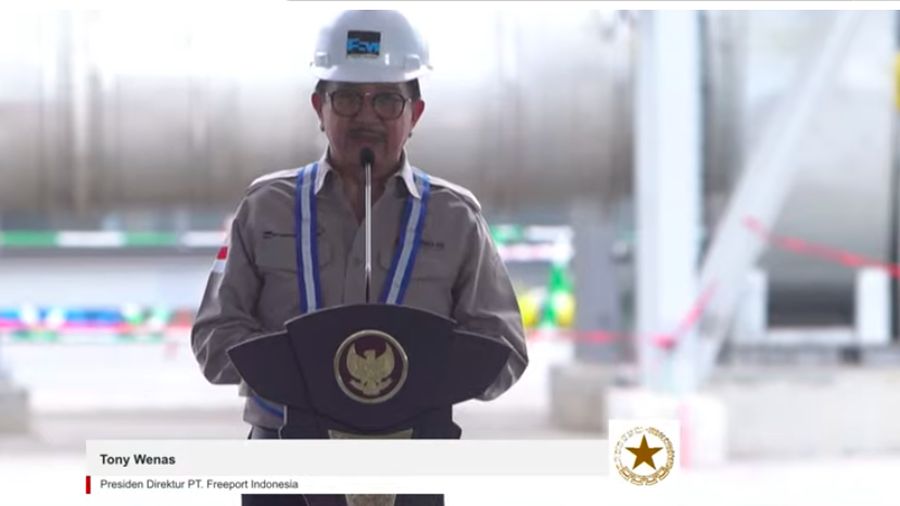 Presiden Direktur PT Freeport Indonesia Tony Wenas dalam Peresmian Produksi Smelter PT. Freeport Indonesia, Gresik, 23 September 2024. (Tangkapan Layar Youtube Sekretariat Presiden)