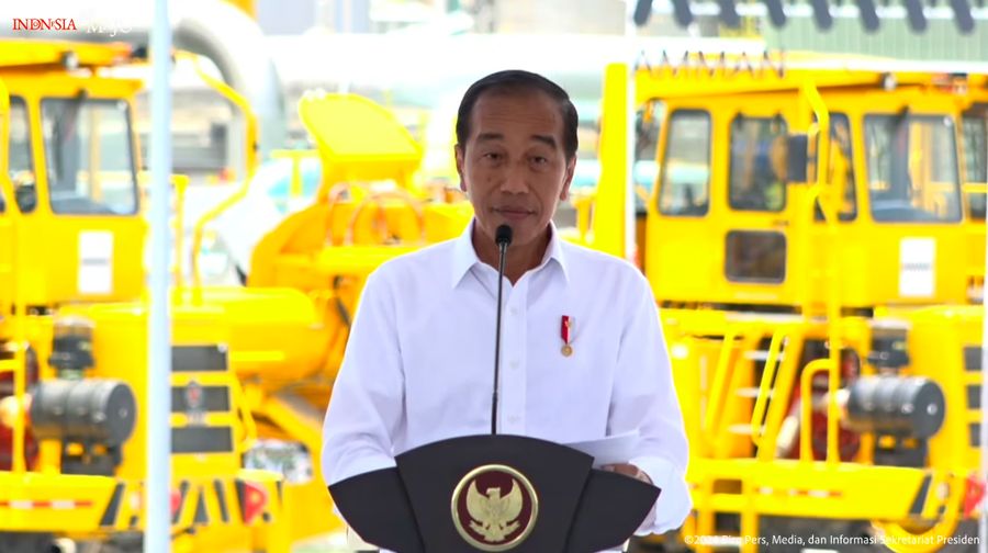 Presiden Joko Widodo memberikan sambutan dalam peresmian Smelter PT. Amman Mineral Internasional Tbk, Sumbawa Barat, Senin (23/9/2024). (Tangkapan Layar Youtube Sekretariat Presiden)
