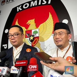Survei Poltracking: Pendukung Anies Cenderung Pilih Ridwan Kamil