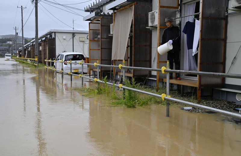 Puing-puing akibat banjir yang disebabkan oleh hujan deras terlihat di Wajima, Prefektur Ishikawa, Jepang, 22 September 2024, dalam foto yang diambil oleh Kyodo. Puing-puing akibat banjir yang disebabkan oleh hujan deras terlihat di Wajima, Prefektur Ishikawa, Jepang, 22 September 2024, dalam foto yang diambil oleh Kyodo. (Mandatory credit Kyodo/via REUTERS)