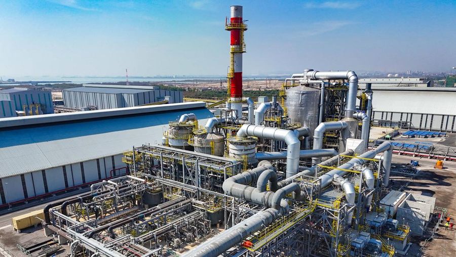 Smelter tembaga PT Freeport Indonesia di KEK JIIPE, Gresik, Jawa Timur. (Doc PT Freeport Indonesia)