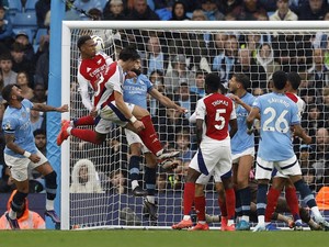 City Terima Tantangan Juara Arsenal