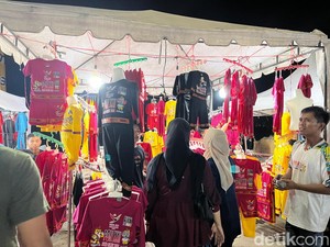 Cerita Pedagang Baju saat PON XXI di Sumut, Berharap Banyak Event Nasional