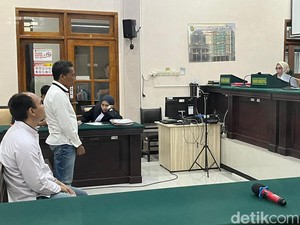 Pedagang-Pengepul Sisik Trenggiling di Mojokerto Divonis 6-7 Bulan Bui