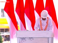 Menjelang Lengser, Jokowi Resmikan 3 Proyek Raksasa Rp104 Triliun