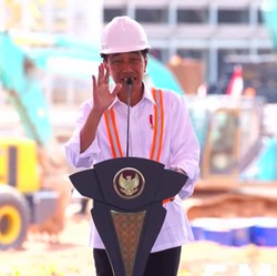 Jokowi Resmi Bentuk Badan Ekonomi Syariah