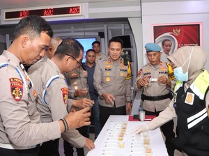 Puluhan Anggota Propam Polres-Polsek di Banyuasin Dites Urine, Ini Hasilnya