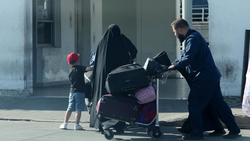 Sebanyak lebih dari 30 penerbangan dari dan menuju Beirut dibatalkan pada Selasa (24/9/2024), berdasarkan informasi dari situs web Bandara Internasional Rafic Hariri di Beirut, Lebanon. (Tangkapan Layar Video Reuters/BEIRUT - RAFIC HARIRI INTERNATIONAL AIRPORT WEBSITE)