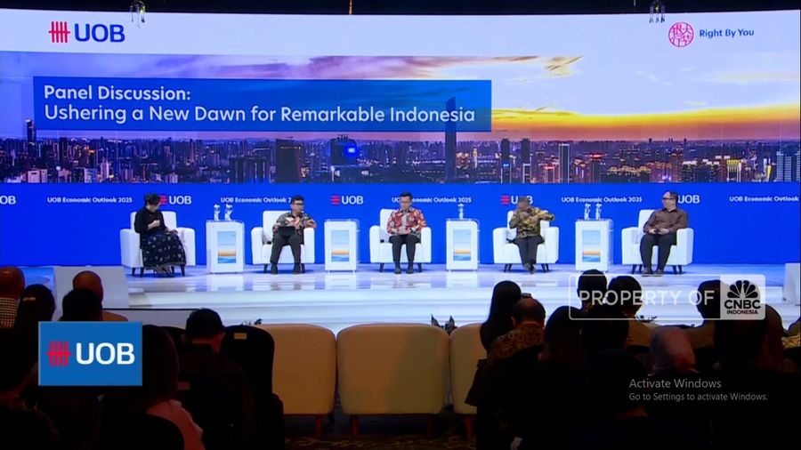 Arah Kebijakan Moneter Hingga Strategi Tarik Investasi & Dorong Ekonomi 2025 (CNBC Indonesia TV)