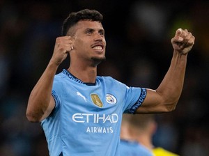 Nunes Pede Mampu Gantikan Peran Rodri di City