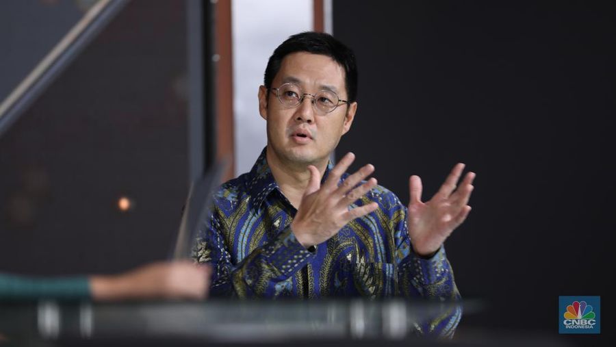 Presiden Direktur NH Korindo Sekuritas Indonesia, Han Suk Seo dalam program Road To CNBC Indonesia Awards 2024 di Jakarta, Rabu (25/9/2024). (CNBC Indonesia/Tri Susilo)