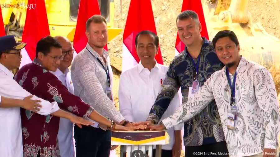 Presiden Joko WIdodo (Jokowi) dalam Groundbreaking Magnum Resort Nusantara, IKN, Rau (25/9/2024). (Tangkapan Layar Youtube Sekretariat Presiden)