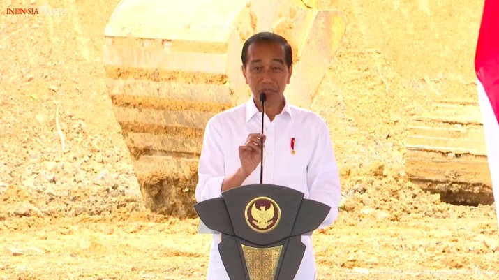 Presiden Joko WIdodo (Jokowi) dalam Groundbreaking Magnum Resort Nusantara, IKN, Rau (25/9/2024). (Tangkapan Layar Youtube Sekretariat Presiden)