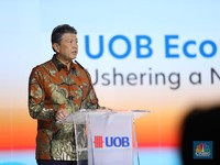 Bos UOB Beberkan Peluang dan Tantangan Ekonomi Indonesia 2025