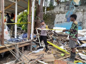 Pekerja Talut di Ambon Temukan Benda Mirip Mortir saat Gali Timbunan