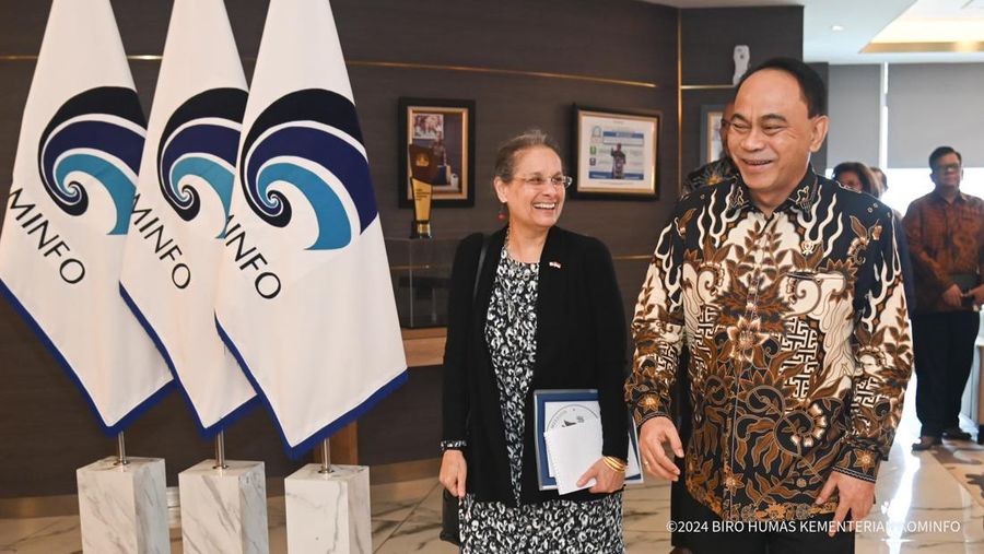 Duta Besar Amerika Serikat Shirin Lakhdhir menemui Menteri Komunikasi dan Informatika Budi Arie Setiadi. (Dok. Menkominfo)