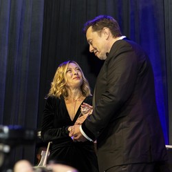 Elon Musk Janji Bagikan Foto Alien di Media Sosial X