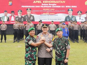 Kapolda Riau Gelar Apel Lepas-Sambut Pejabat Danrem Wira Bima