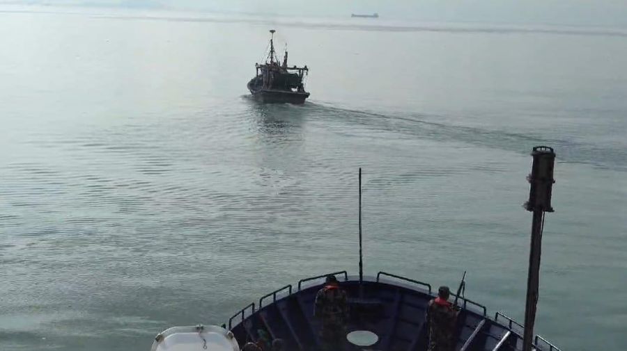 Kementerian Kelautan dan Perikanan (KKP) berhasil mengamankan lima unit Kapal Ikan Asing (KIA) pencuri ikan yang sedang beraksi di perairan Samudera Pasifik wilayah Sulawesi, dan Selat Malaka. (Dok. Humas Ditjen PSDKP)