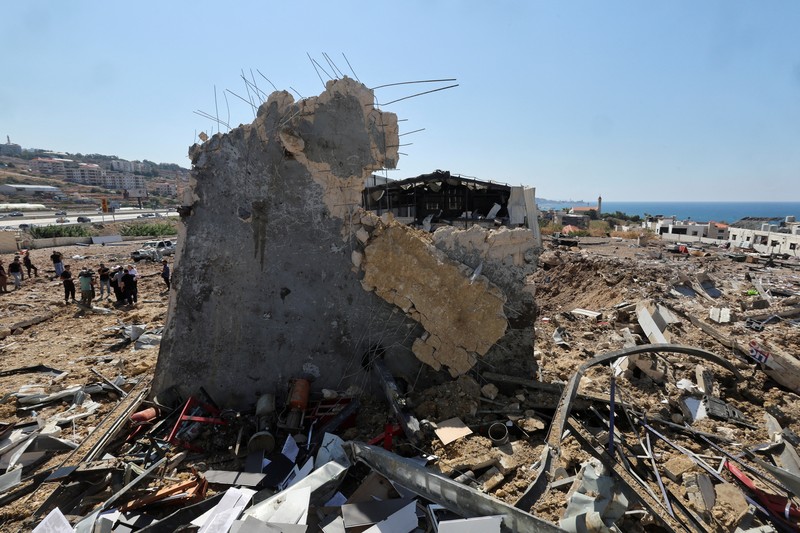 Ketegangan di Timur Tengah semakin meningkat akibat serangan Israel terhadap Lebanon. Akibatnya sejumlah wilayah di Lebanon mengalami kerusakan. (REUTERS/Amr Abdallah Dalsh) Ketegangan di Timur Tengah semakin meningkat akibat serangan Israel terhadap Lebanon. Akibatnya sejumlah wilayah di Lebanon mengalami kerusakan. (REUTERS/Amr Abdallah Dalsh)