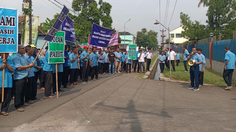 Suasana demo buruh PT. Panamtex. (Dok: PT Panamtex)