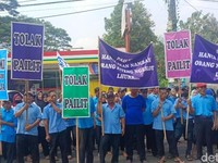 Bukan Cuma Sritex, Panamtex & Dupantex Masuk Daftar Siaga Wamenaker