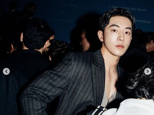 Pesona Nam Joo Hyuk Pulang Wamil, Tampil di Paris Fashion Week 2024