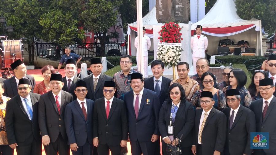 Suasana Upacara Hari Bhakti Postel di Bandung, Jumat (27/9/2024). (CNBC Indonesia/Novina Putri Besari)