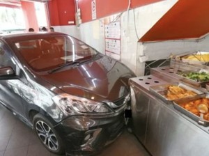 Duh! Kedai Nasi Ditabrak Lansia hingga Tempat Makan Enak di Bandung
