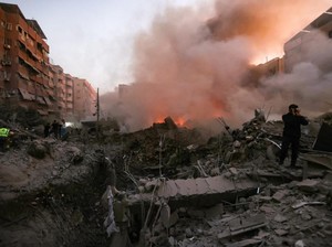 Israel Serang Tempat Penyimpanan Senjata Hizbullah di Lebanon